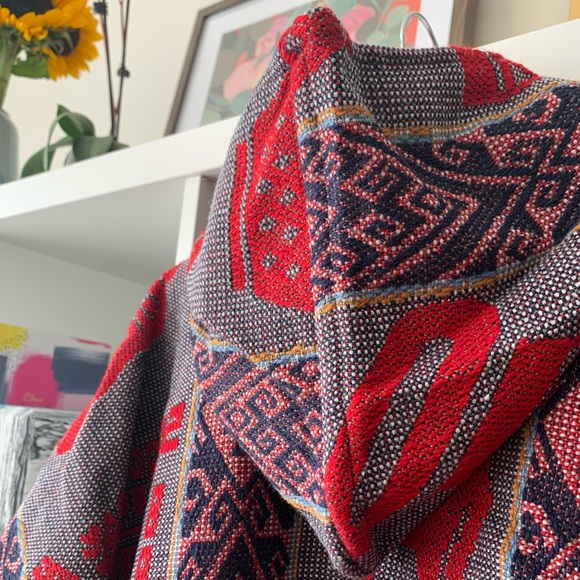 💃🏼 Handmade alpaca hooded poncho from Peru - Picture 9 of 10